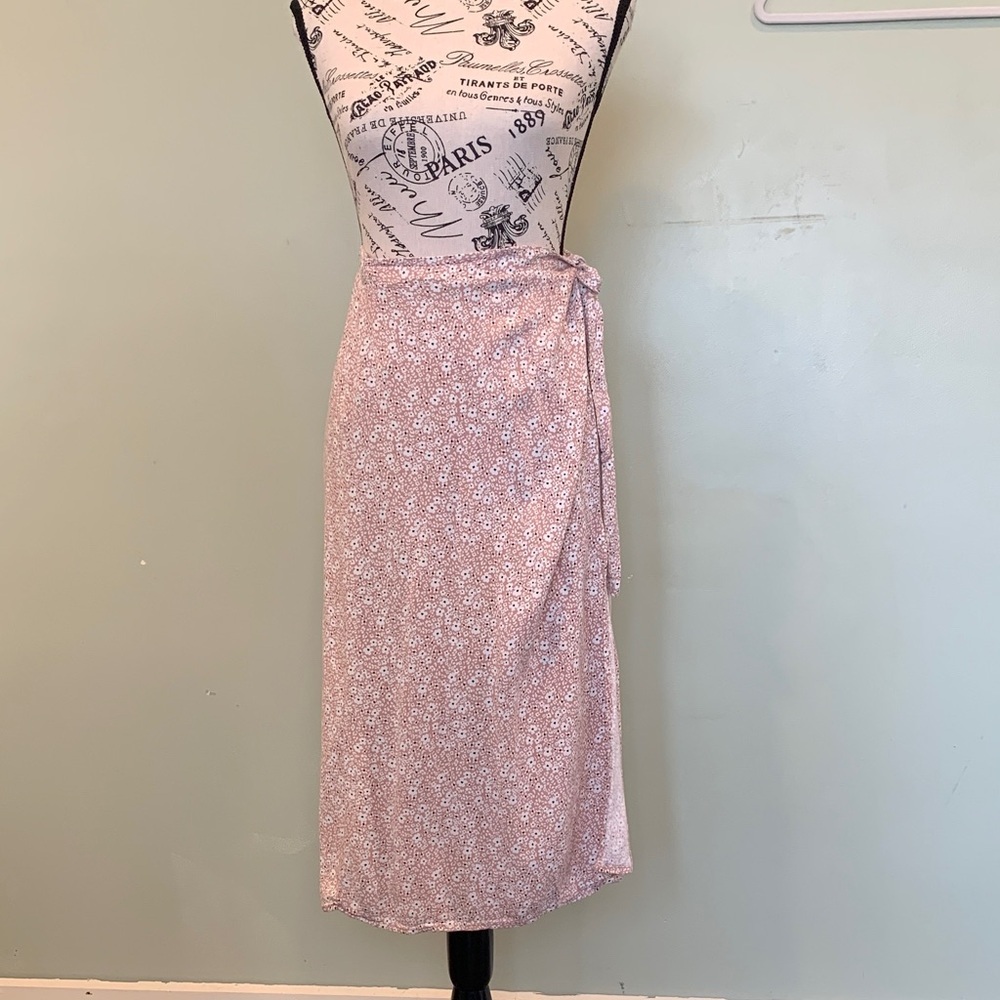 URBAN Romantics Women’s Small Flowered Ballet Pink Lightweight Wrap Skirt
